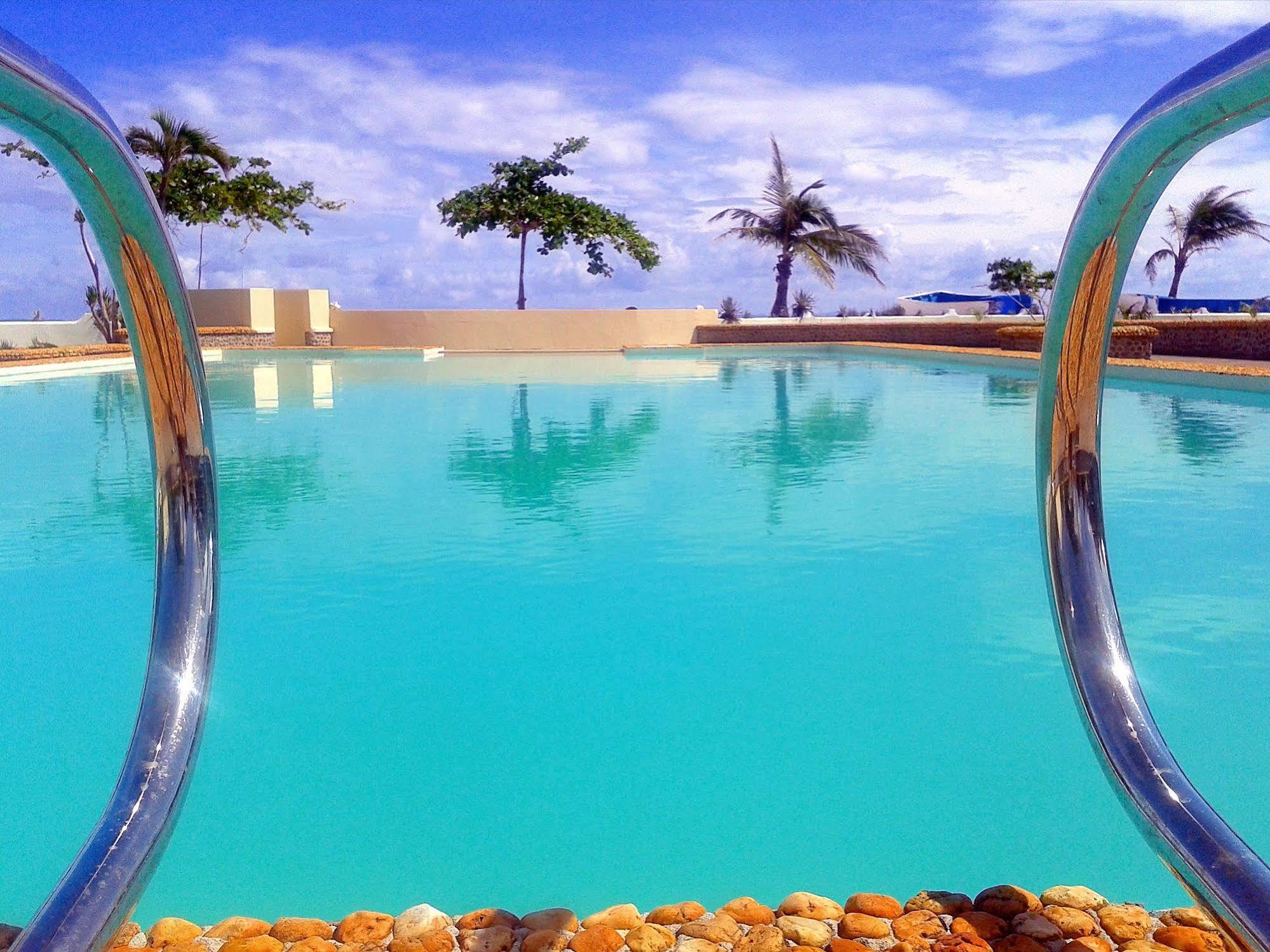 Thresher Cove Dive Resort Malapascua Eksteriør bilde